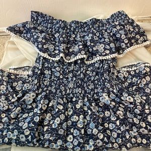 Size large Eva Mendes off the shoulder dress